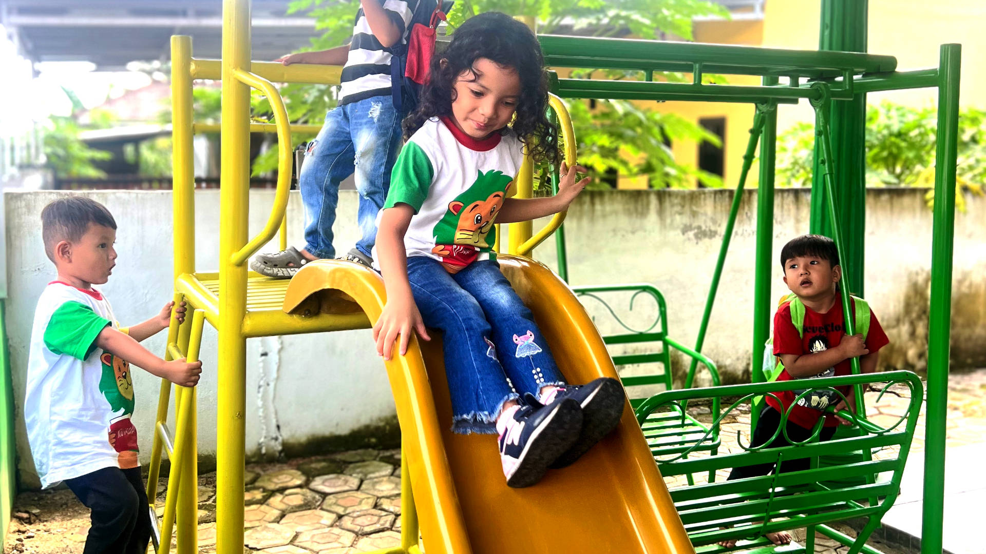 Kiddy Club RUMBA